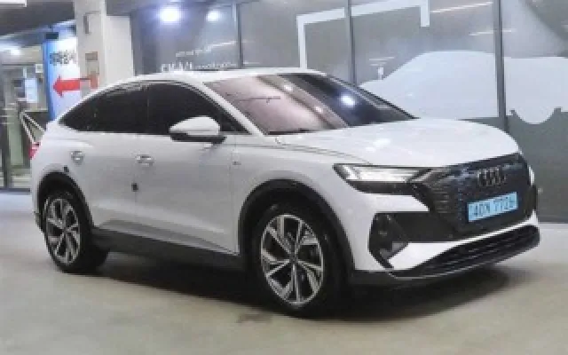인천중고차직거래장터 Q4 e-트론 40 스포트백 프리미엄 매물 사진 15 - 2023/12 86,846km